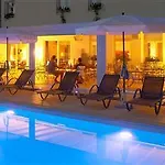 Hotel Les Jardins D'adalric