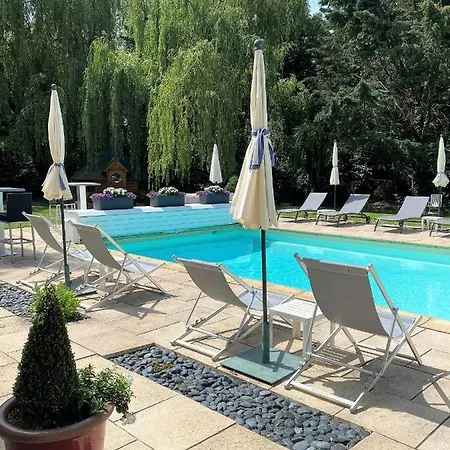 فندق Les Jardins D'adalric أوبيرني