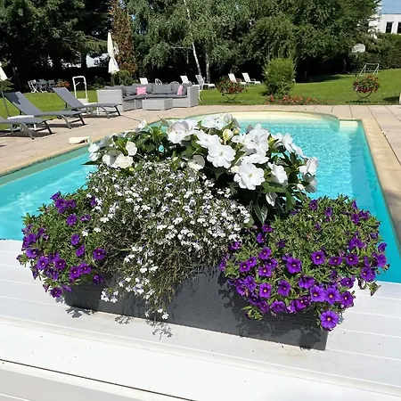 فندق Les Jardins D'adalric 3*