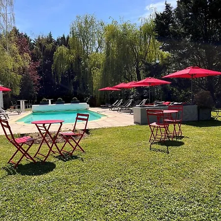 Les Jardins D'adalric 3*