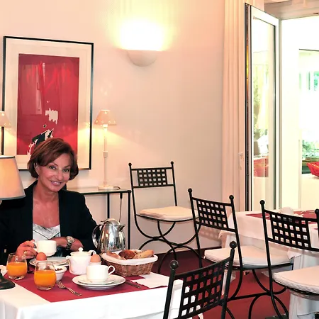 Hotel Les Jardins D'adalric