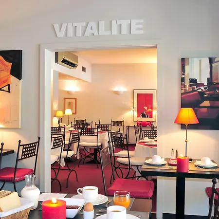 Hotel Les Jardins D'adalric 3*