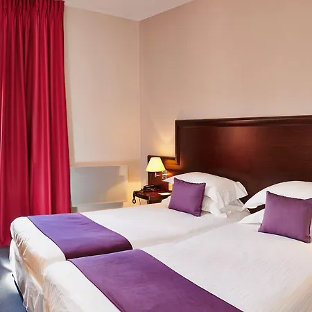 Les Jardins D'adalric 3* أوبيرني