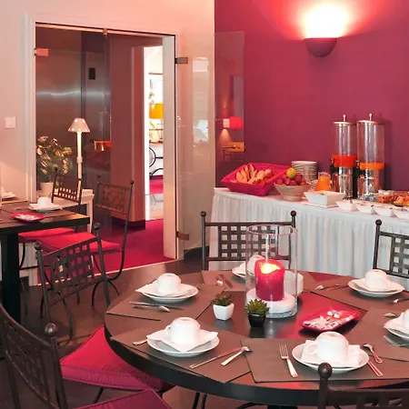 Les Jardins D'adalric Hotel 3*