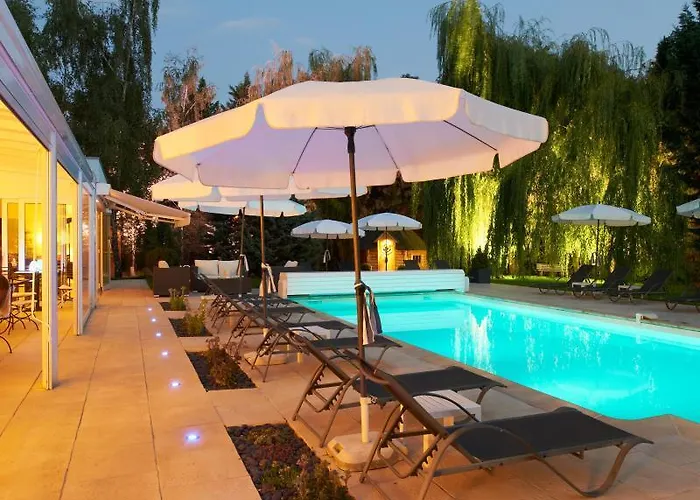 Hotel Les Jardins D'adalric