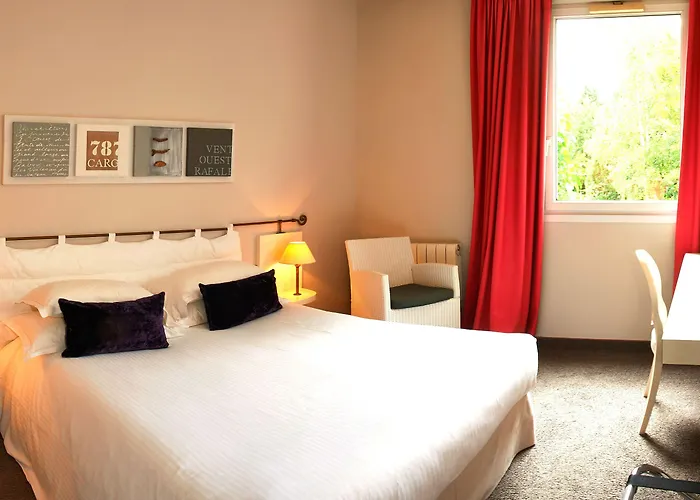 Les Jardins D'adalric Hotel 3*