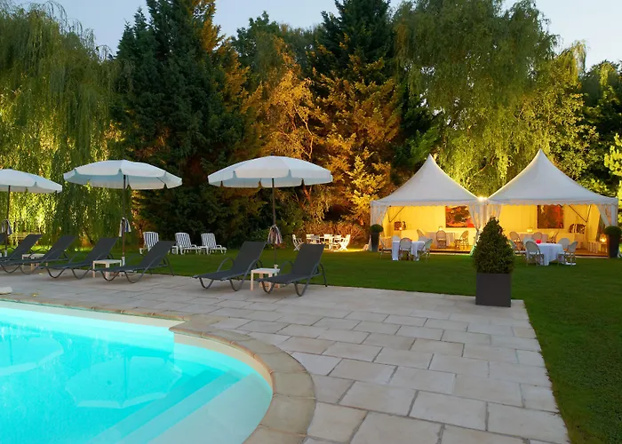 Hotel Les Jardins D'adalric