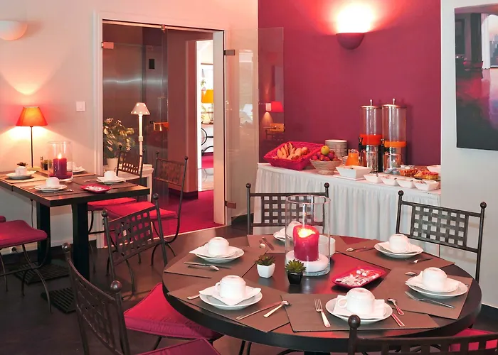 Les Jardins D'adalric Hotel 3*