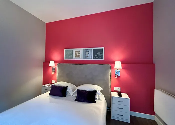 Les Jardins D'adalric Hotel