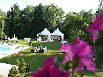 Les Jardins D'adalric Hotel